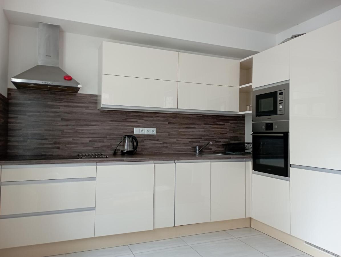 Apartments Captain Grand Прага Екстериор снимка