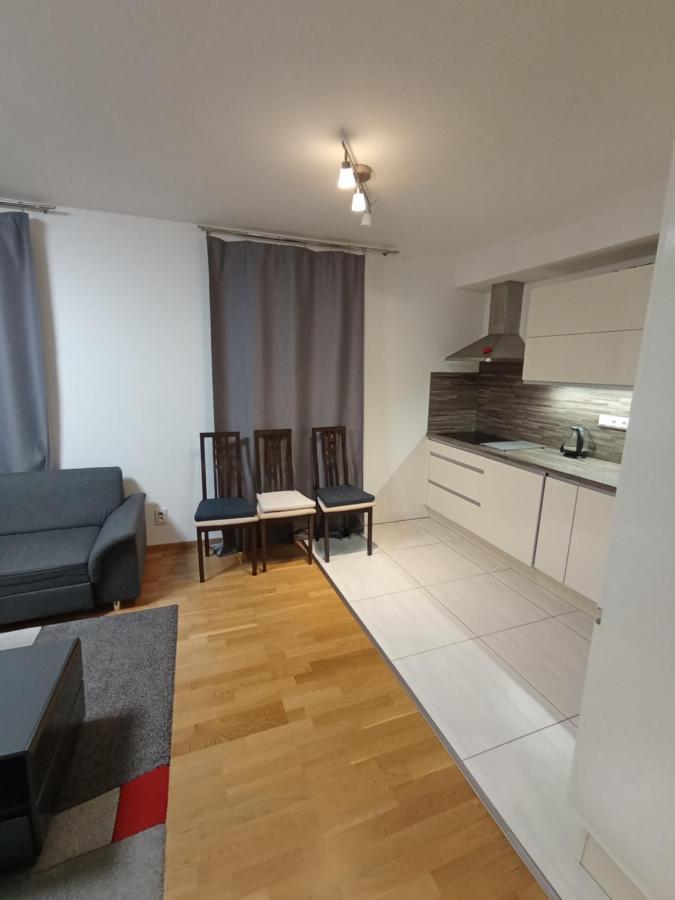 Apartments Captain Grand Прага Екстериор снимка