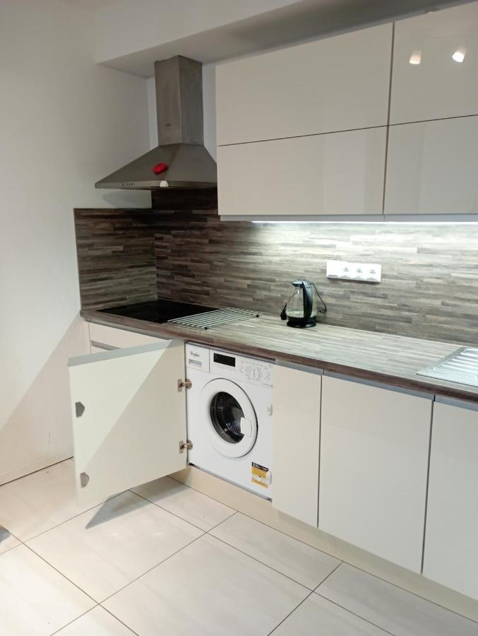 Apartments Captain Grand Прага Екстериор снимка